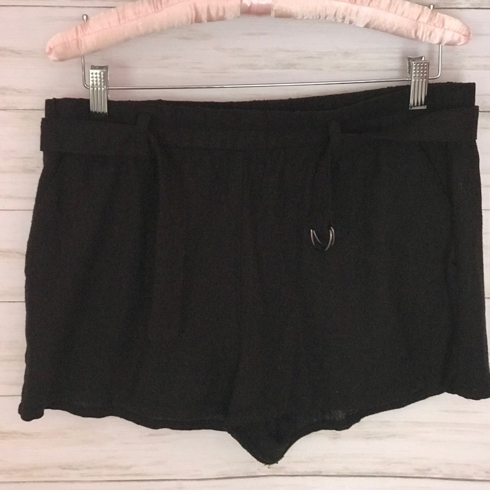 Black linen shorts